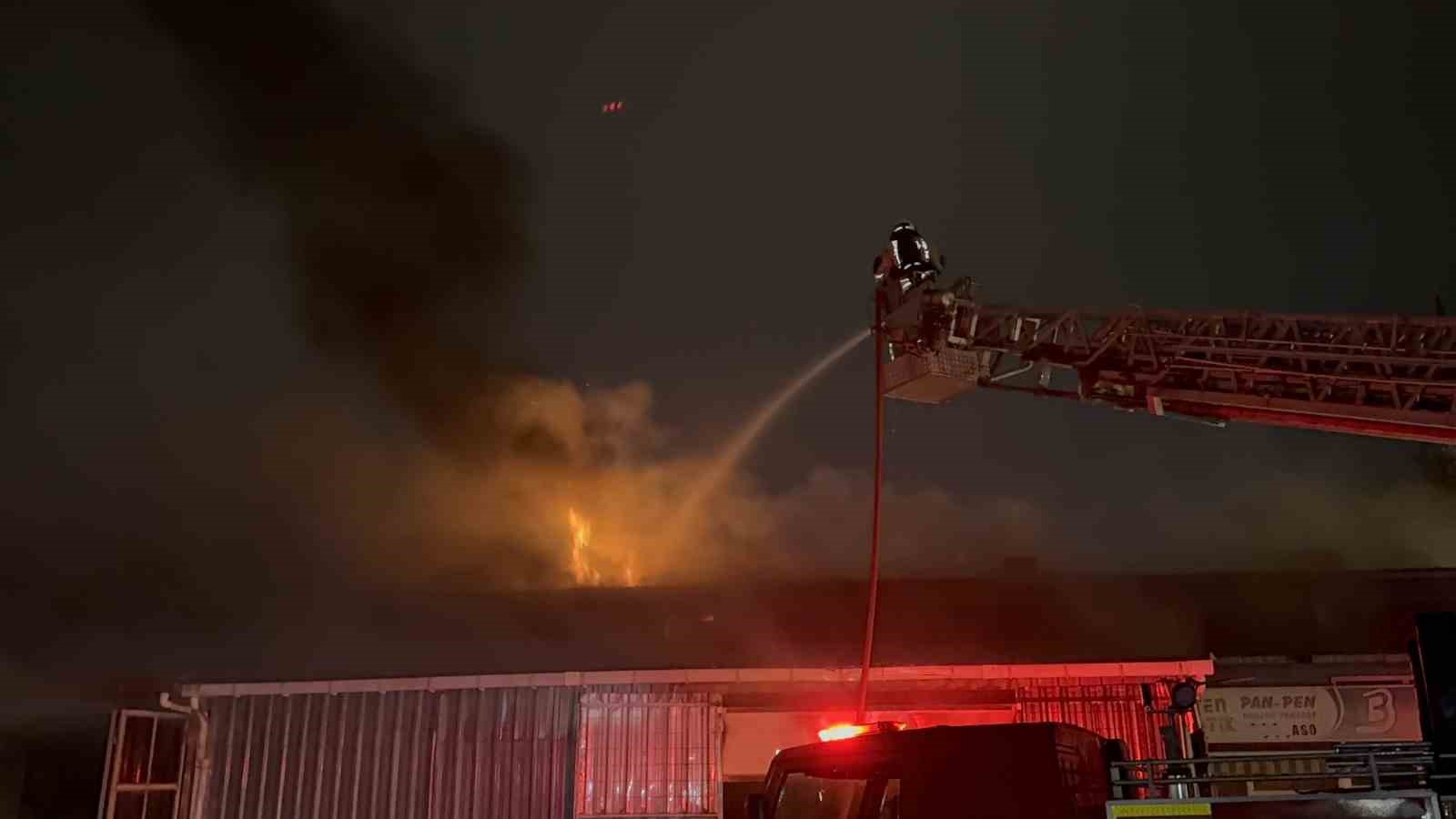 Mobilya atölyesinde yangın
