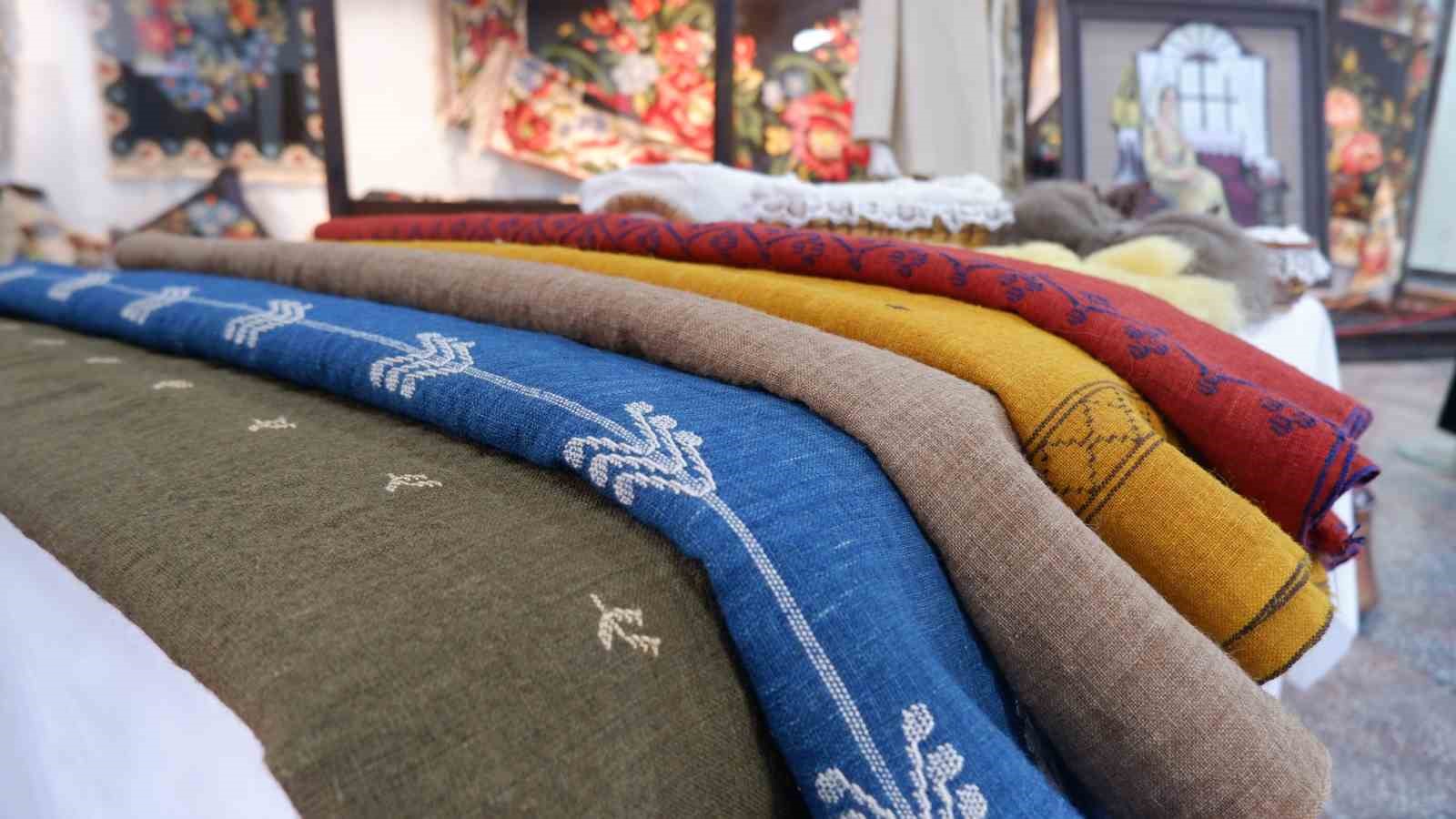 Moda dünyasının yeni gözdesi: Ehram
Moda dünyasının yeni gözdesi: Ehram