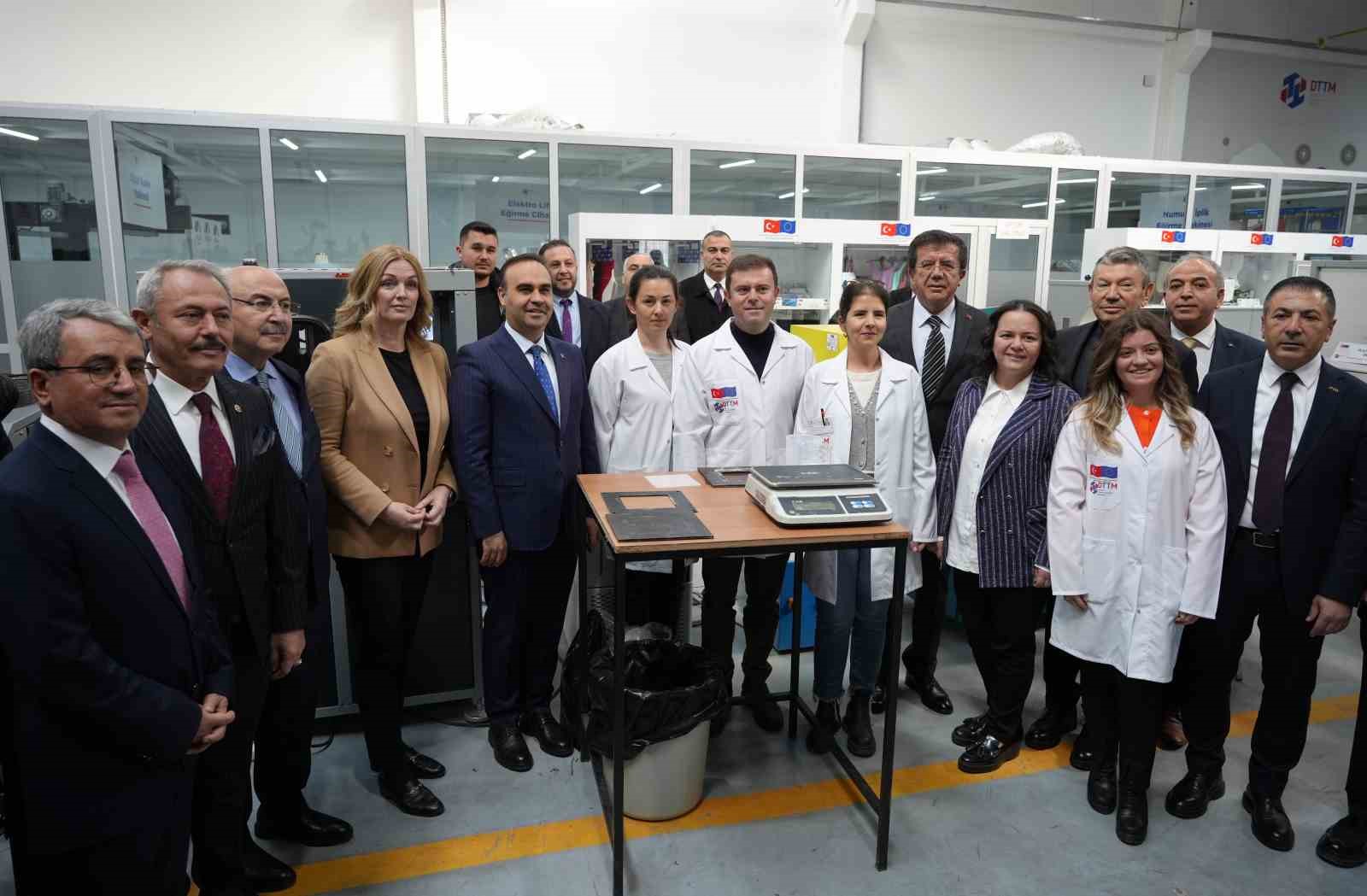 Model Fabrika ile kapasite yüzde 48 artarken, yapılan yatırımlar sadece 5 ayda geri dönüyor
Model Fabrika ile kapasite yüzde 48 artarken, yapılan yatırımlar sadece 5 ayda geri dönüyor