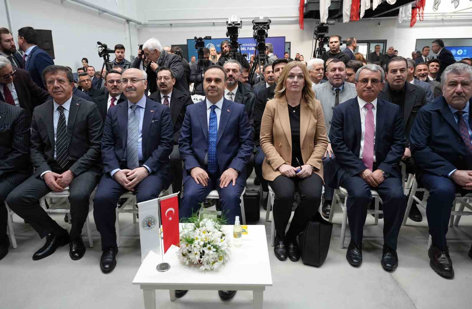 Model Fabrika ile kapasite yüzde 48 artarken, yapılan yatırımlar sadece 5 ayda geri dönüyor
Model Fabrika ile kapasite yüzde 48 artarken, yapılan yatırımlar sadece 5 ayda geri dönüyor