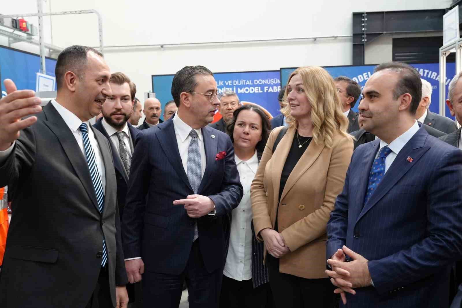 Model Fabrika ile kapasite yüzde 48 artarken, yapılan yatırımlar sadece 5 ayda geri dönüyor
Model Fabrika ile kapasite yüzde 48 artarken, yapılan yatırımlar sadece 5 ayda geri dönüyor