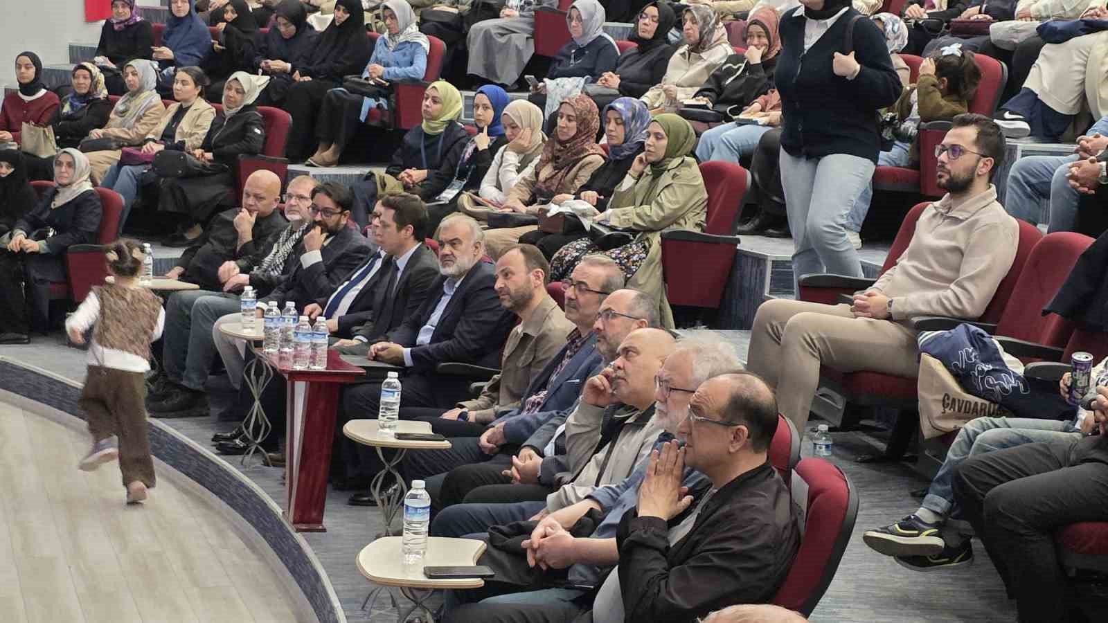 Modern çağda aile yapısı ciddi bir dönüşüm geçirdi
