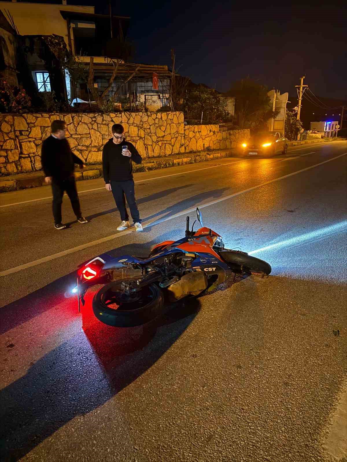 Motosiklet sürücüsü kazada yaşamını yitirdi
