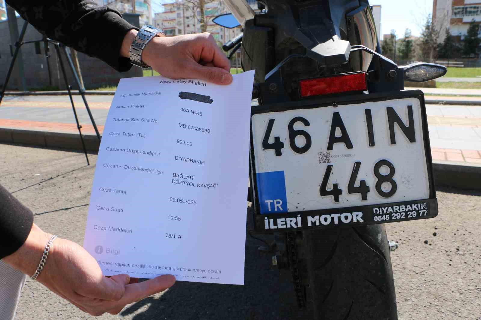 Motosiklet sürücüsüne ’emniyet kemeri takmamak’ cezası
