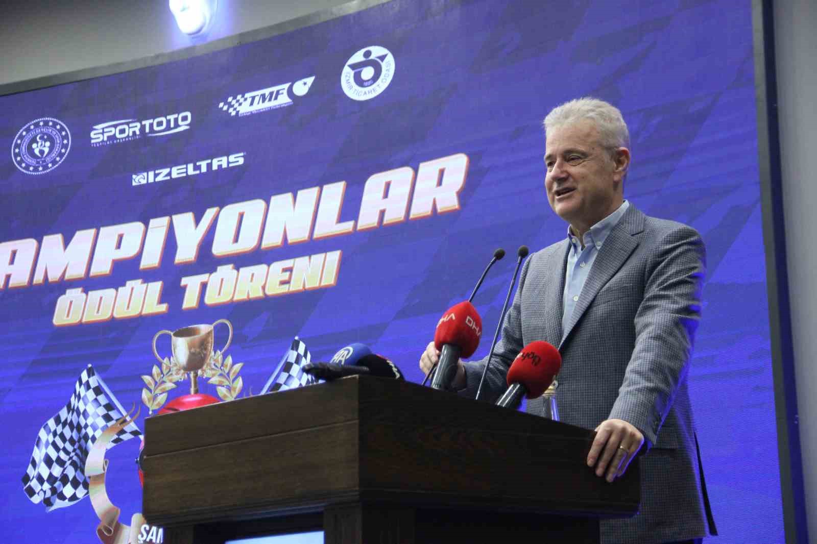 Motosikletin şampiyonları kupalarına İzmir’de kavuştu
