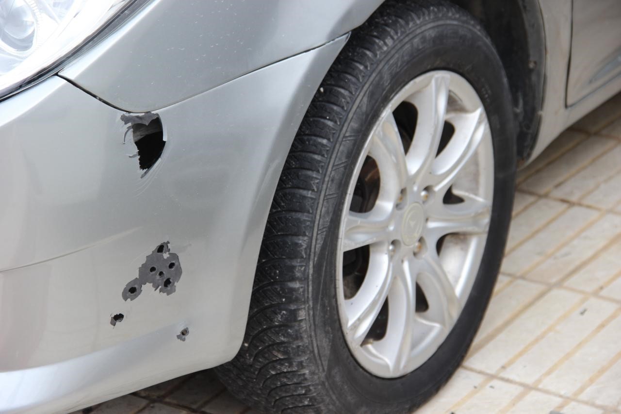 Motosikletli saldırganlar aynı iş yerini ikinci kez kurşun yağmuruna tuttu: O anlar kamerada
