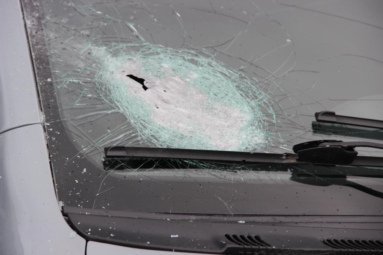 Motosikletli saldırganlar aynı iş yerini ikinci kez kurşun yağmuruna tuttu: O anlar kamerada
