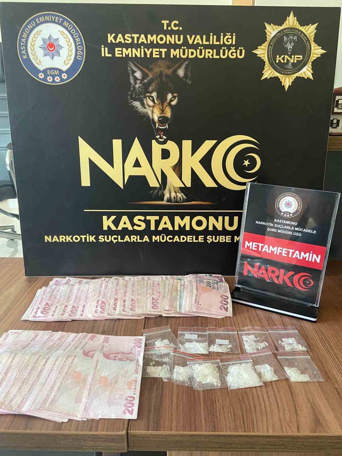 Motosiklette uyuşturucuyla yakalanan sanıklara 15’er yıl hapis cezası
