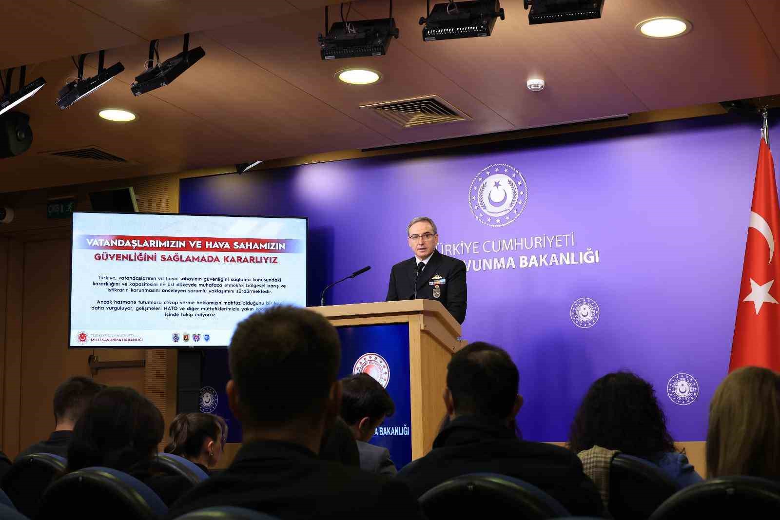 MSB: "(ABD-İsrail-İran) "Tarafları saldırılara bir an önce son vermeye ve sorunları diyalog yoluyla çözmeye davet ediyoruz"
