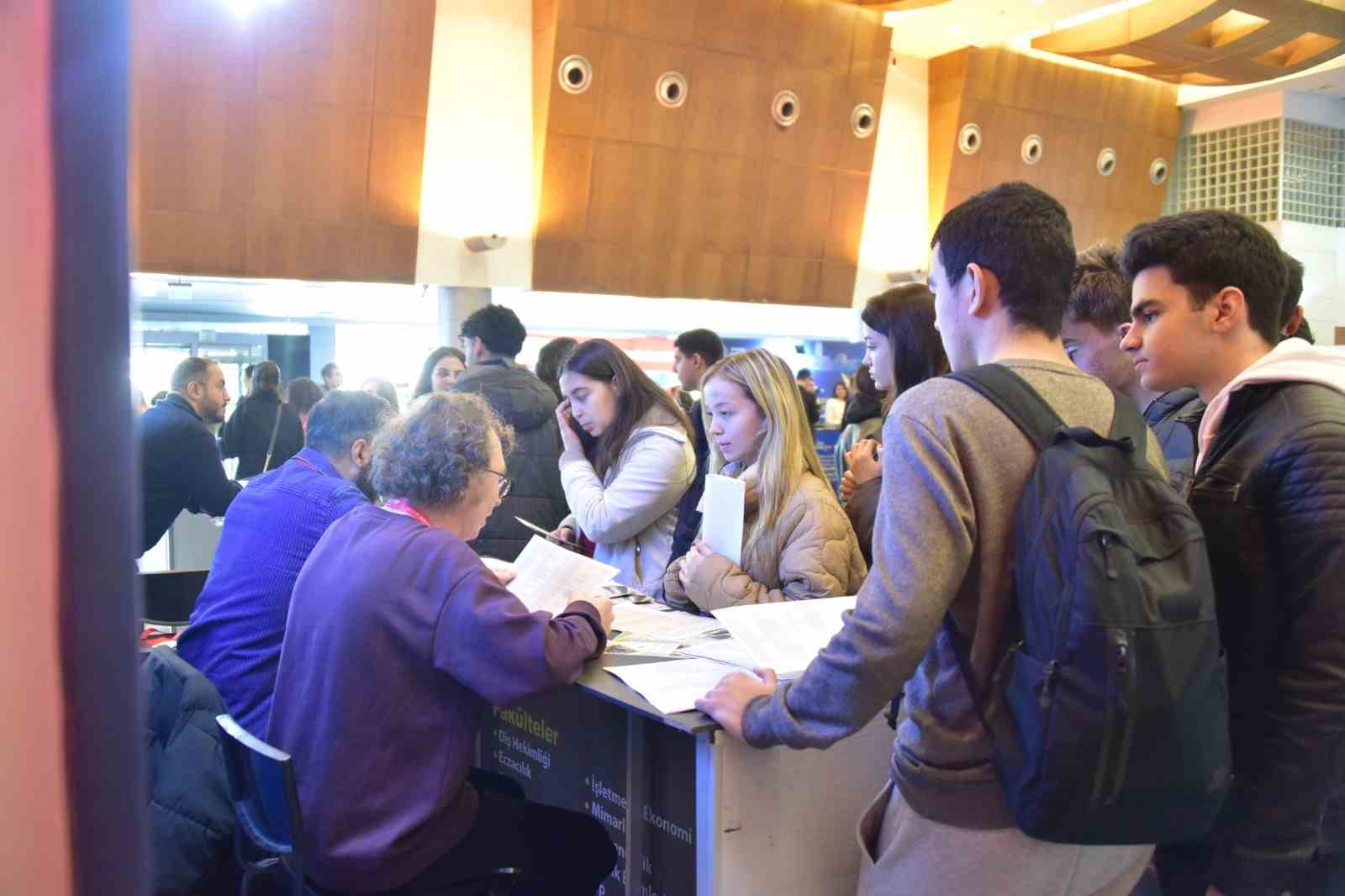 MSKÜ, "Üniversite tanıtım günlerinde geleceğin üniversitelileriyle buluştu
