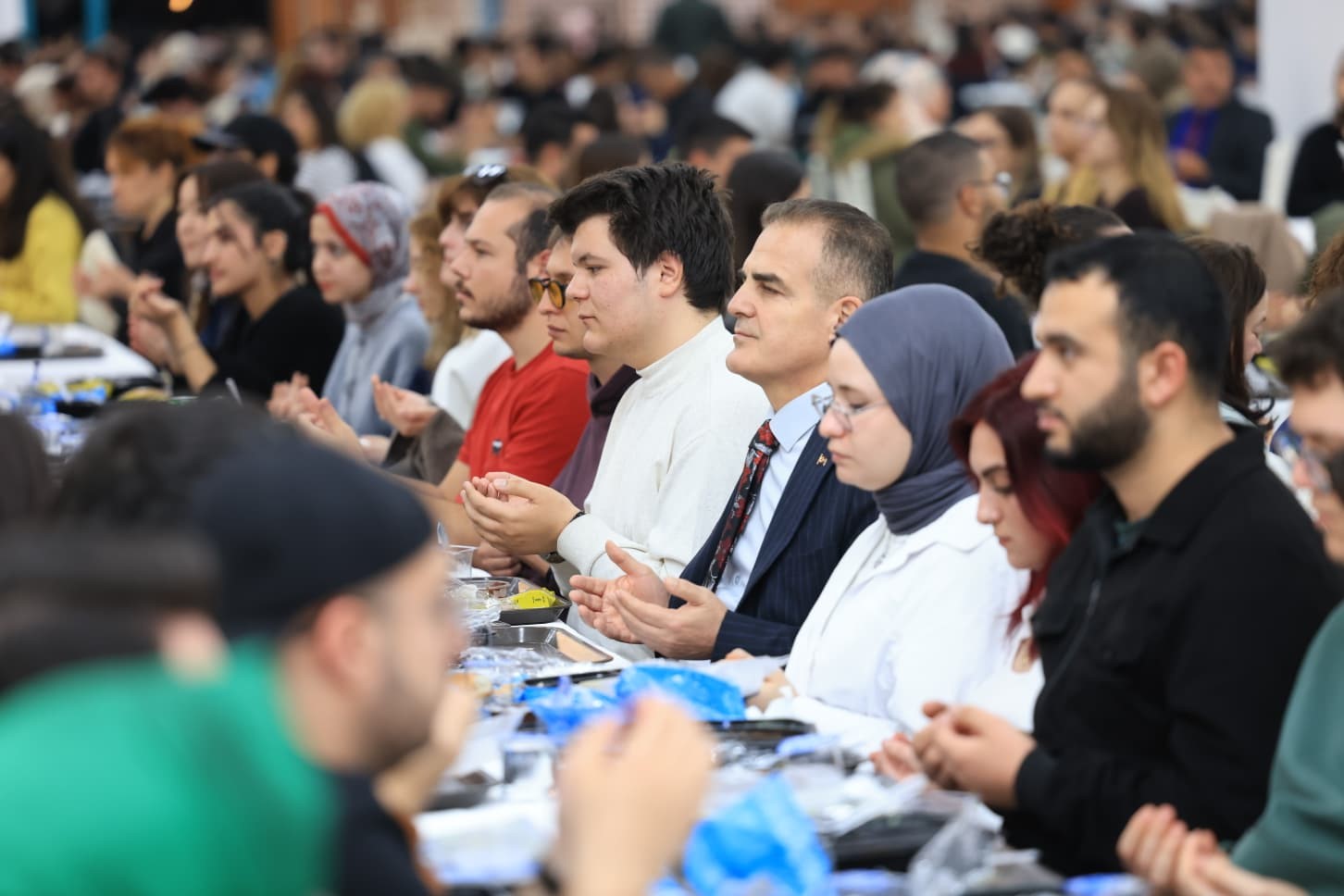 MSKÜ’de öğrenciler ve personel iftar sofrasında bir araya geldi

