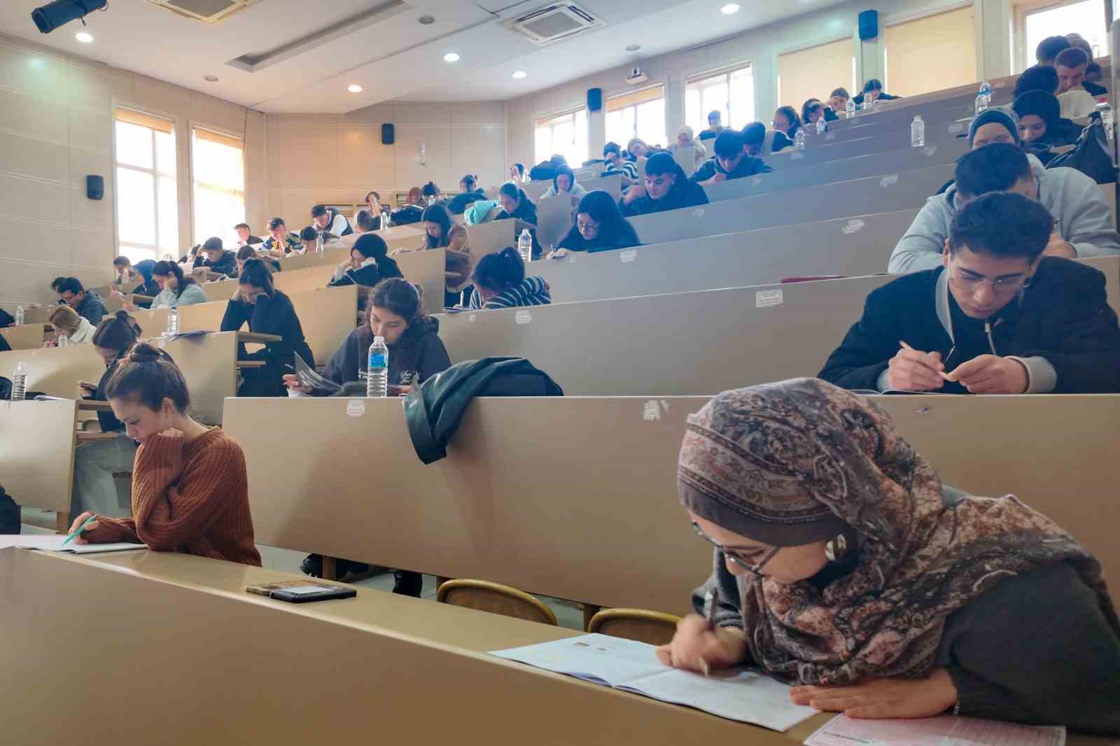 MSÜ adaylarına kapsamlı prova
