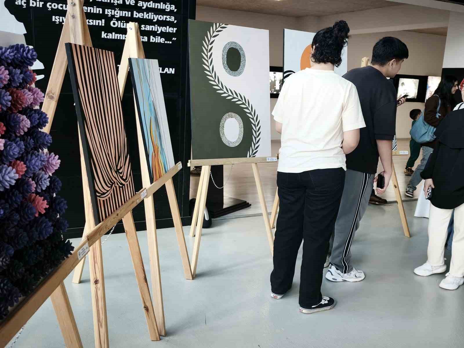 MTK Koleji öğrencilerinin eserleri görücüye çıktı
