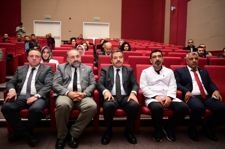 MTÜ sağlıkta yapay zeka çalıştayı düzenlendi
MTÜ sağlıkta yapay zeka çalıştayı düzenlendi