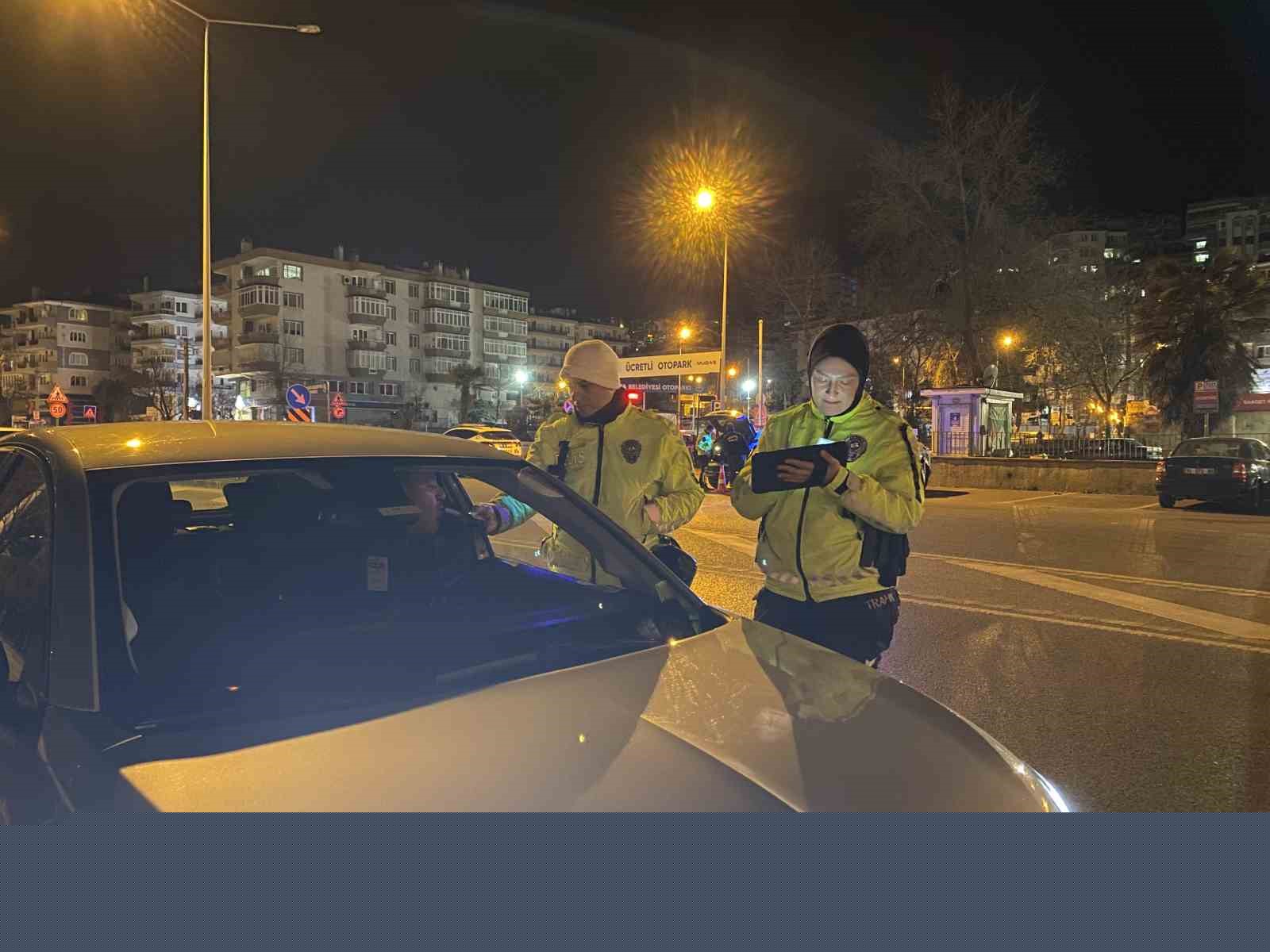 Mudanya’da trafikte huzur için gece denetimi
