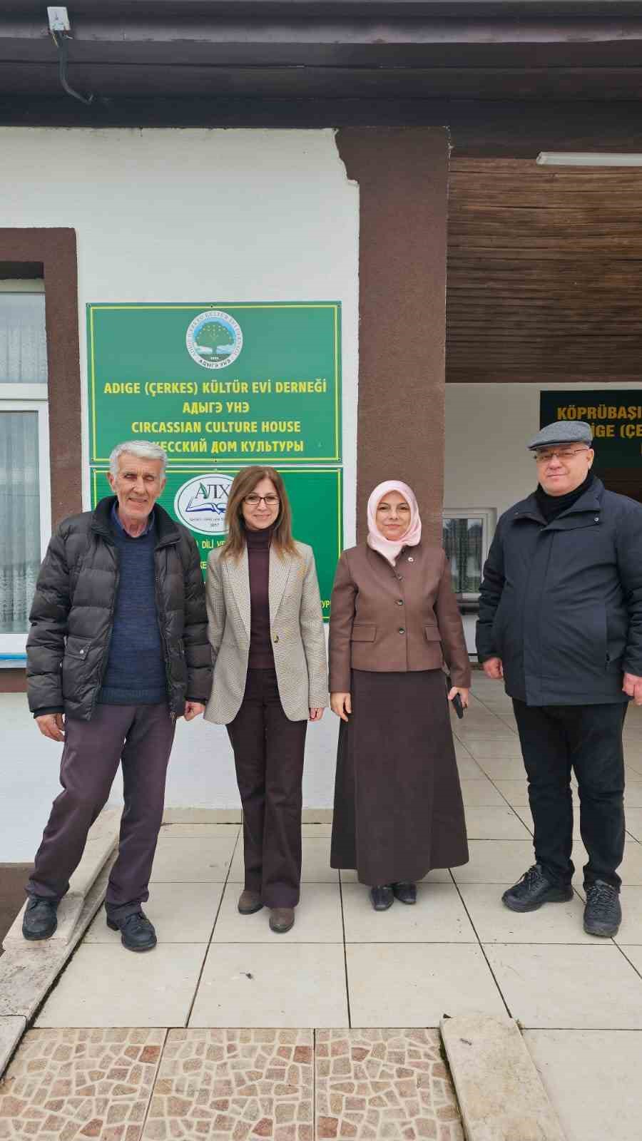 Müdürler kültür evini inceledi
