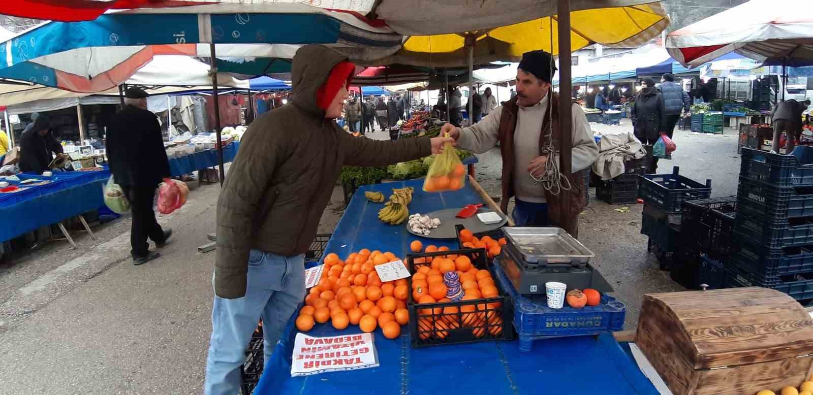 Mudurnu’da takdir getirene vitamin bedava
