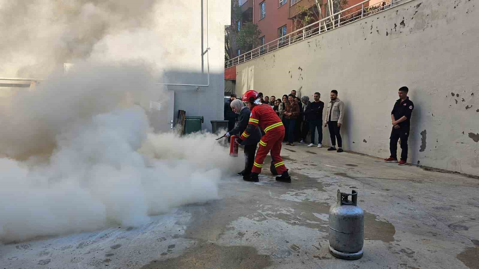 Muğla 112 personeline yangın eğitimi
