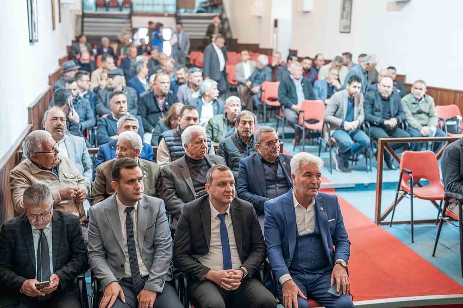 Muğla Büyükşehirden Muğla’da destek
Muğla Büyükşehirden Muğla’da destek