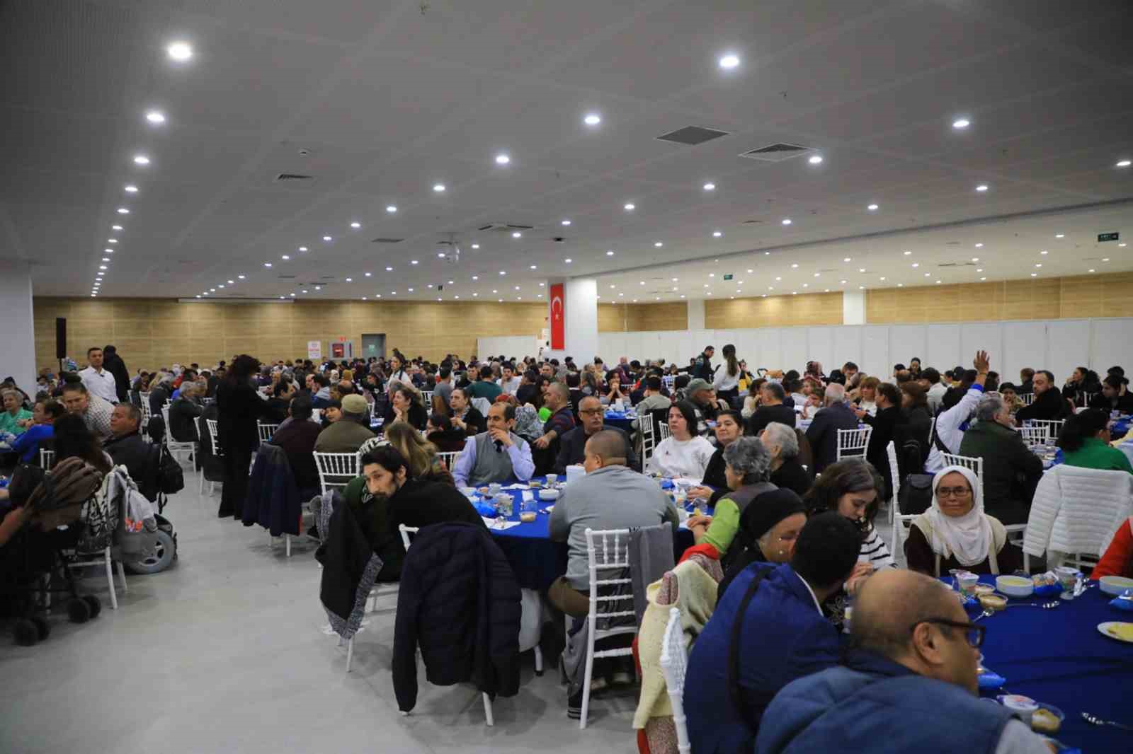 Muğla Büyükşehir’den Ramazan sofrasında dayanışma buluşması
