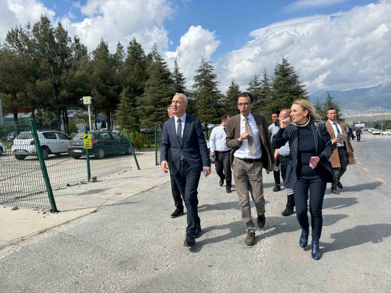 Muğla Eğitim ve Araştırma Hastanesine alternatif yol arayışı
