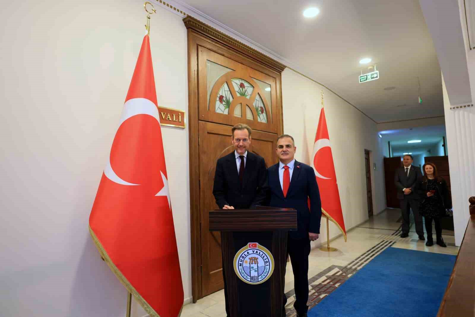 Muğla Valisi Akbıyık, Belçika Büyükelçisi Van de Velde’yi ağırladı
