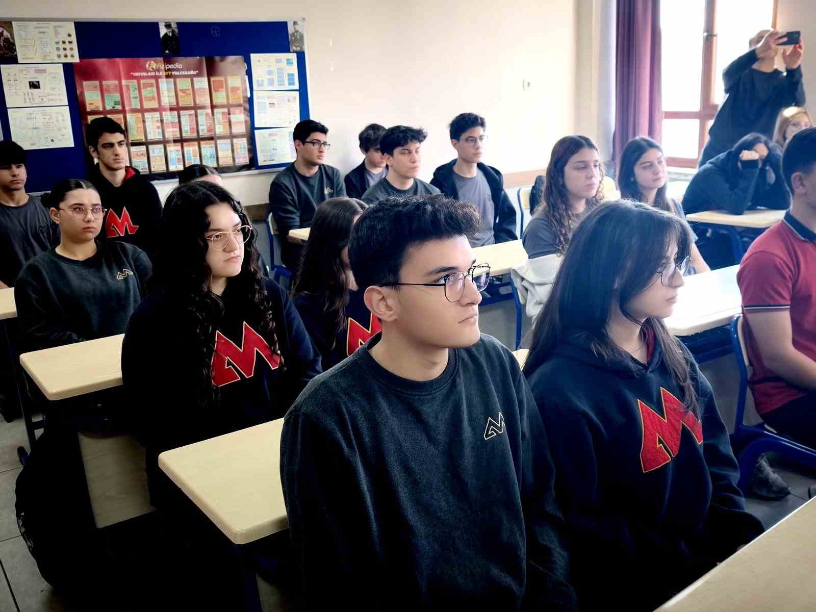 Muğla’da 161 bin öğrenci karne aldı, yarıyıl tatili başladı
