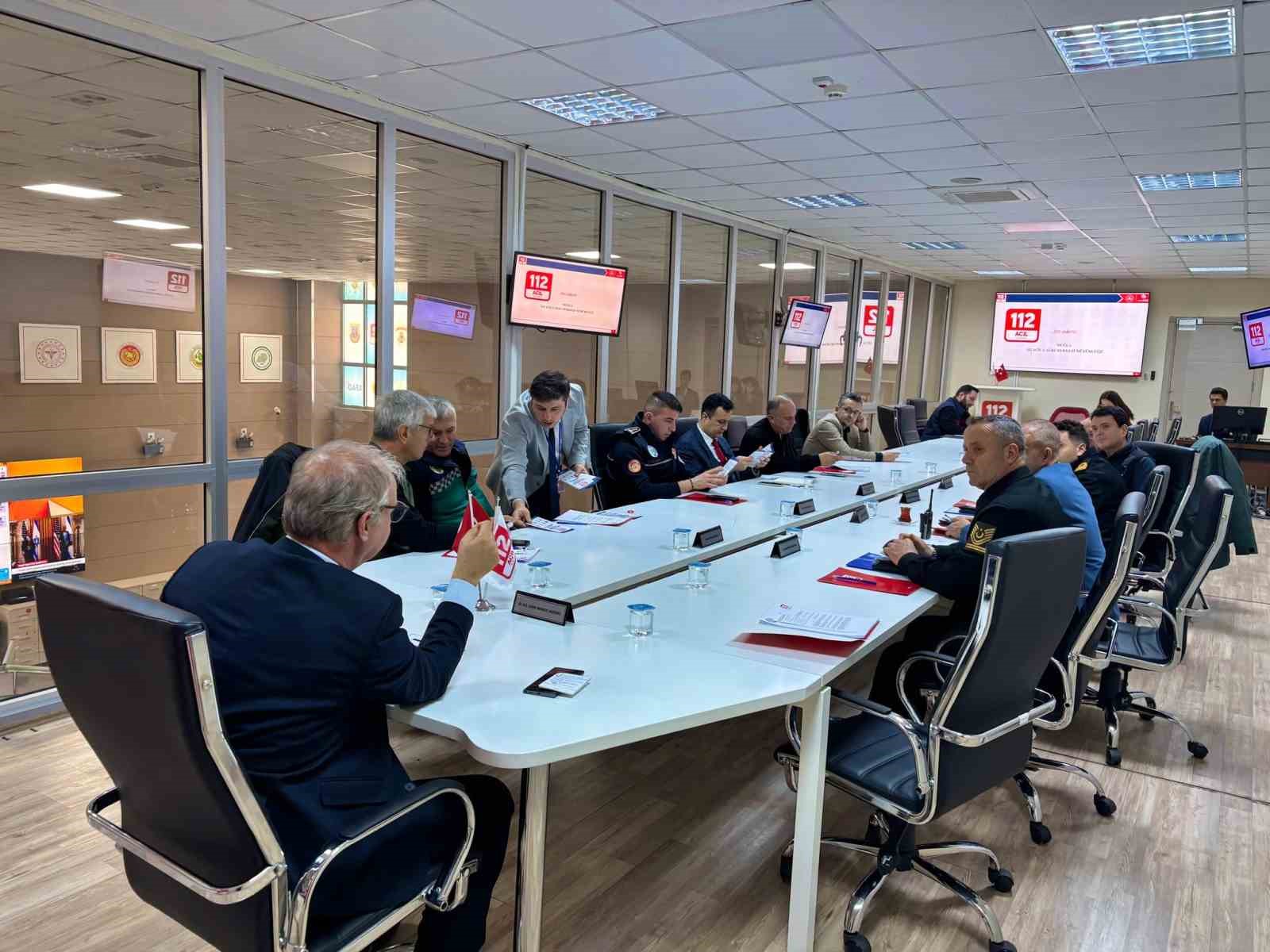 Muğla’da Acil Çağrı hizmetlerinde Şubat ayı toplantısı yapıldı
Muğla’da Acil Çağrı hizmetlerinde Şubat ayı toplantısı yapıldı