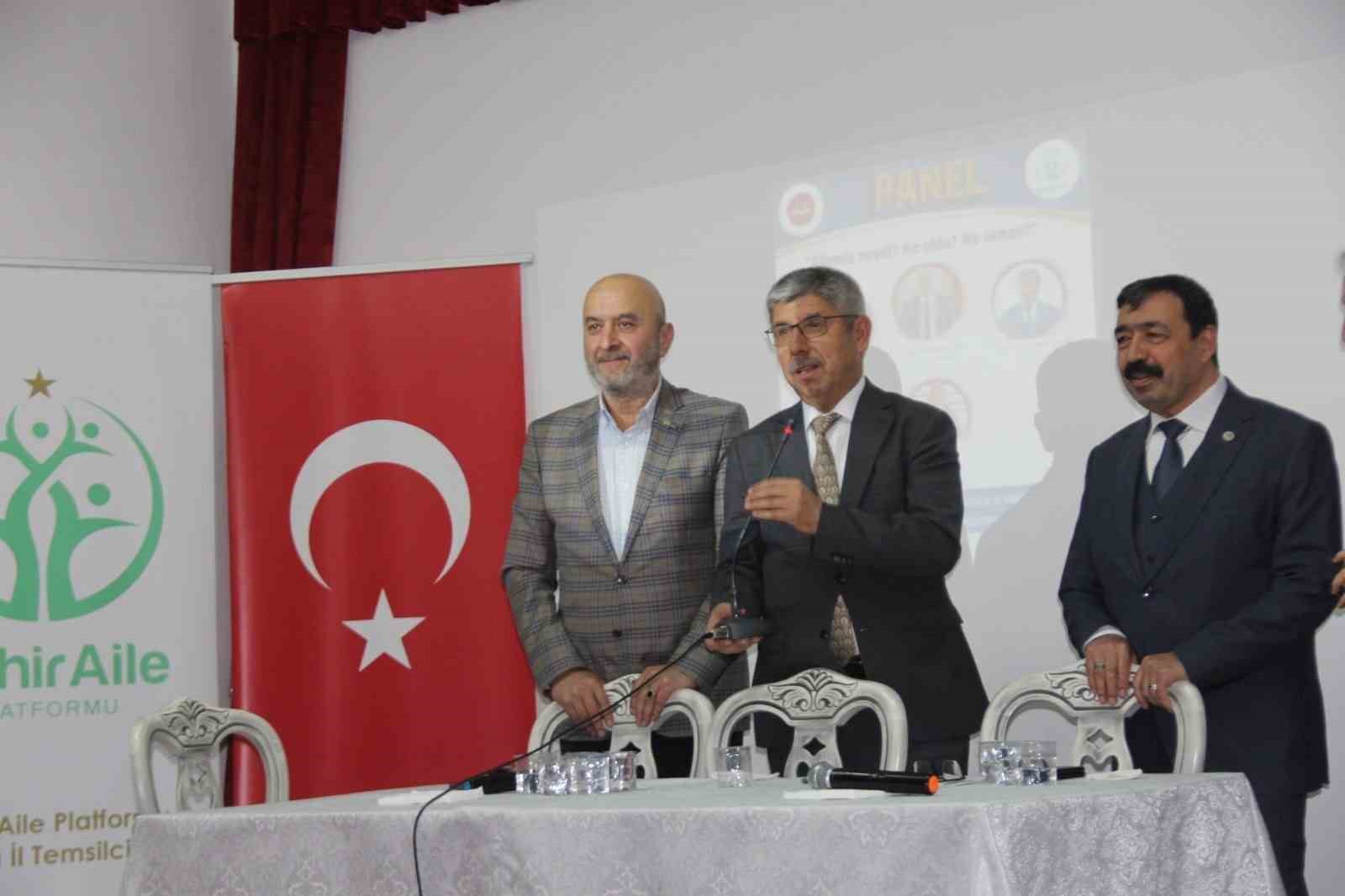 Muğla’da aile kurumu masaya yatırıldı
