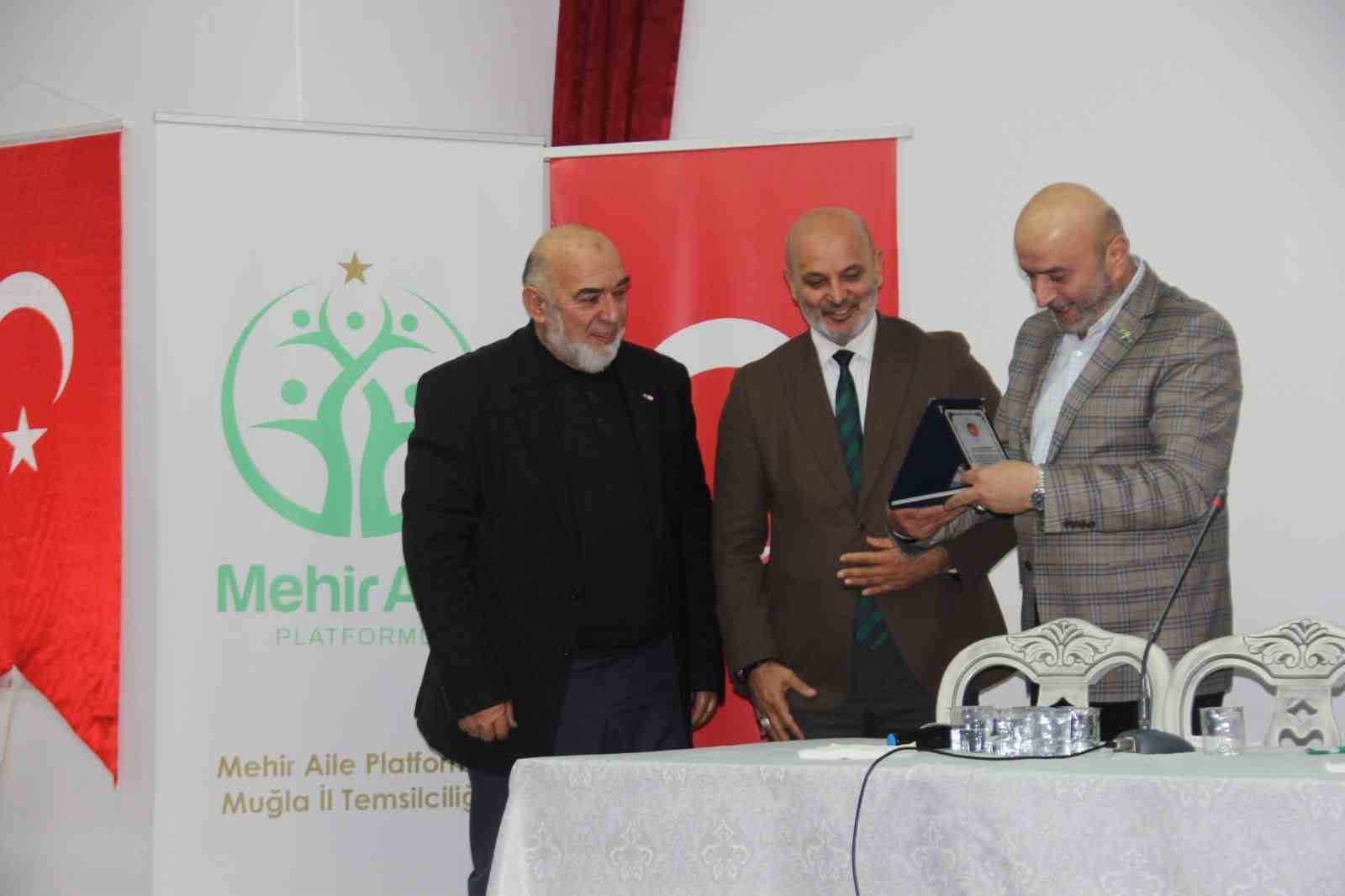 Muğla’da aile kurumu masaya yatırıldı
