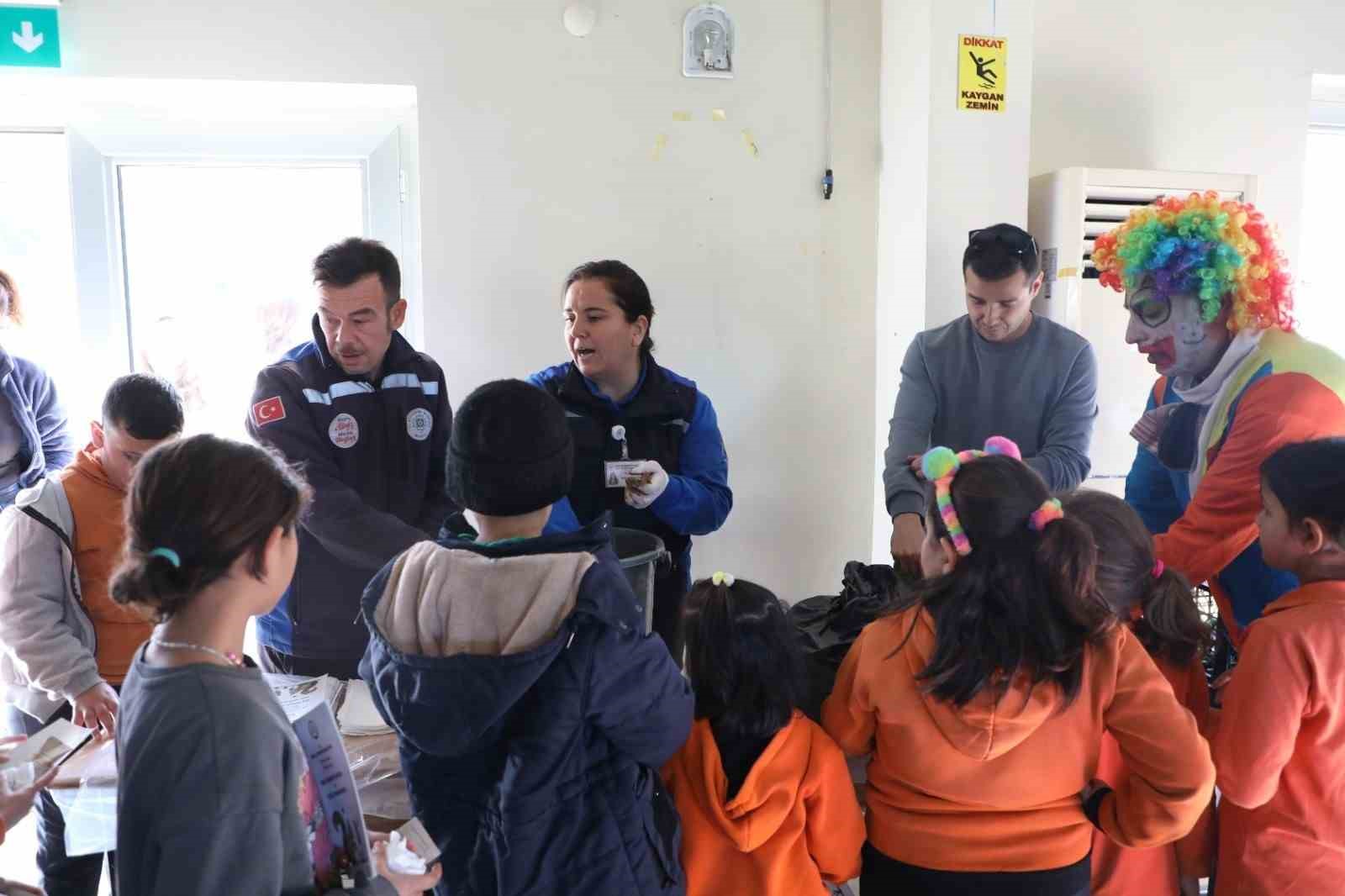 Muğla’da çocuklar ger dönüşüm bilinci kazanıyor
Muğla’da çocuklar ger dönüşüm bilinci kazanıyor