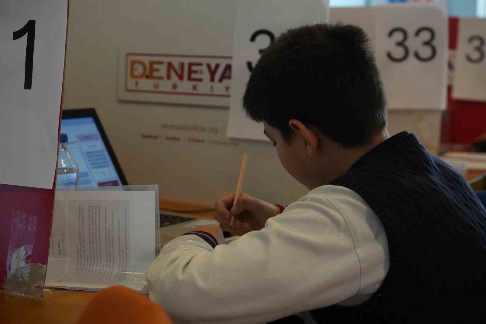 Muğla’da geleceğin teknoloji yıldızları yarışıyor
Muğla’da geleceğin teknoloji yıldızları yarışıyor