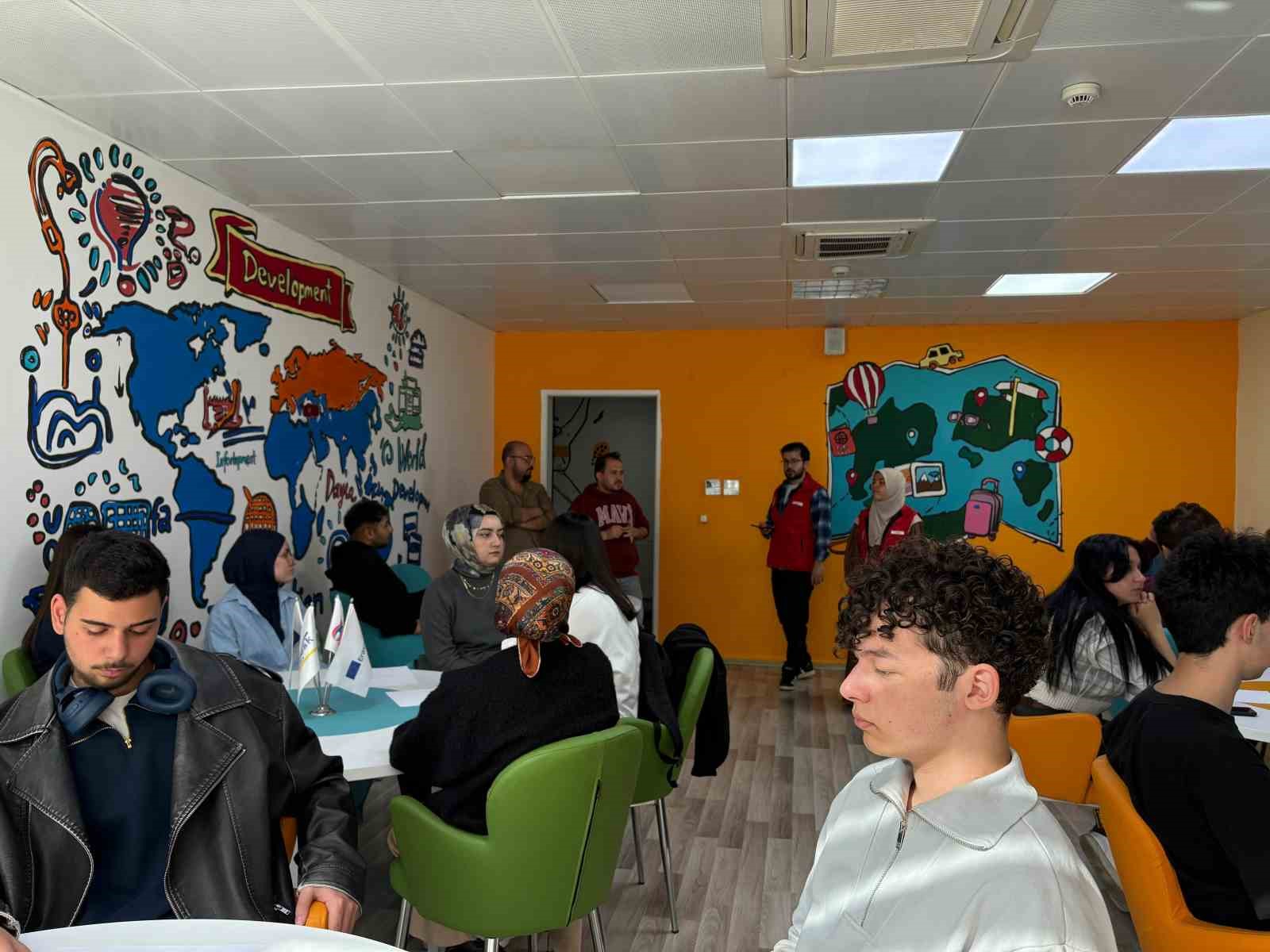 Muğla’da gençlerin fikirleri projeye dönüşüyor
