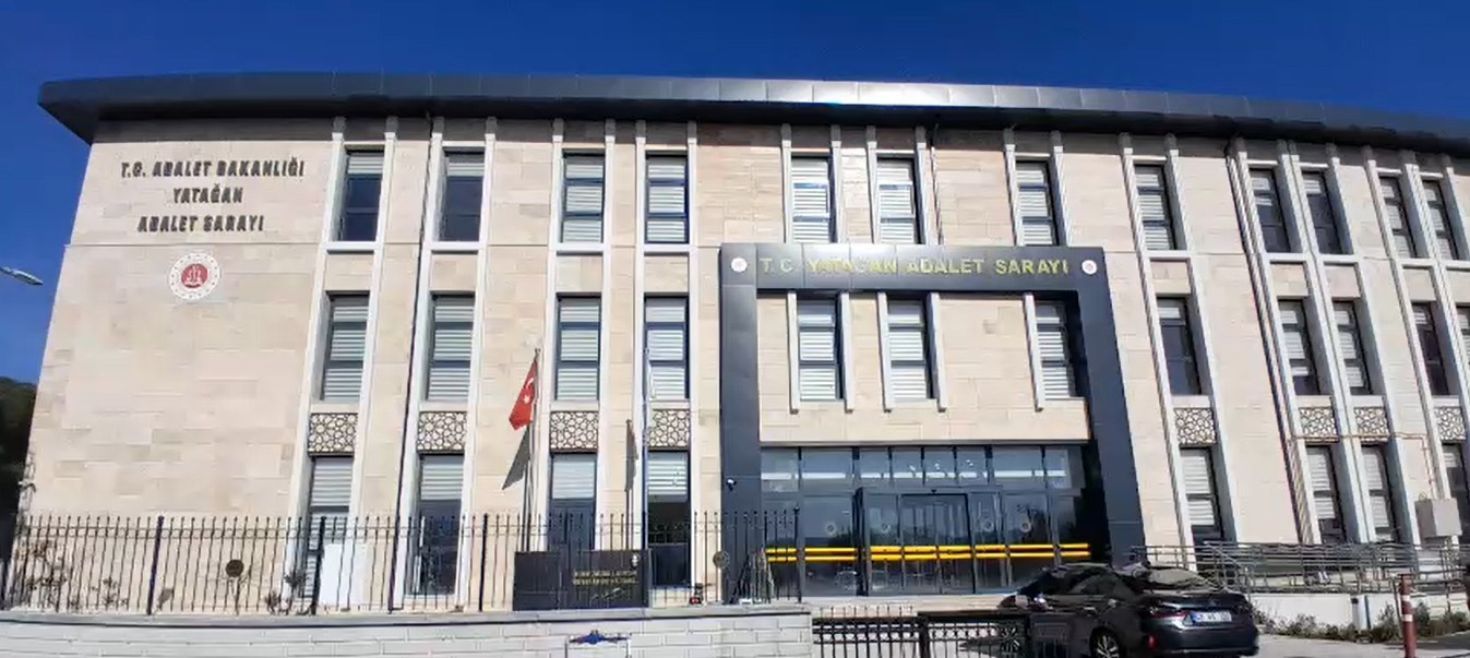 Muğla’da kurusıkı tabancayla tehditte bulunduğu iddiasıyla 18 yaşındaki şüpheli tutuklandı
