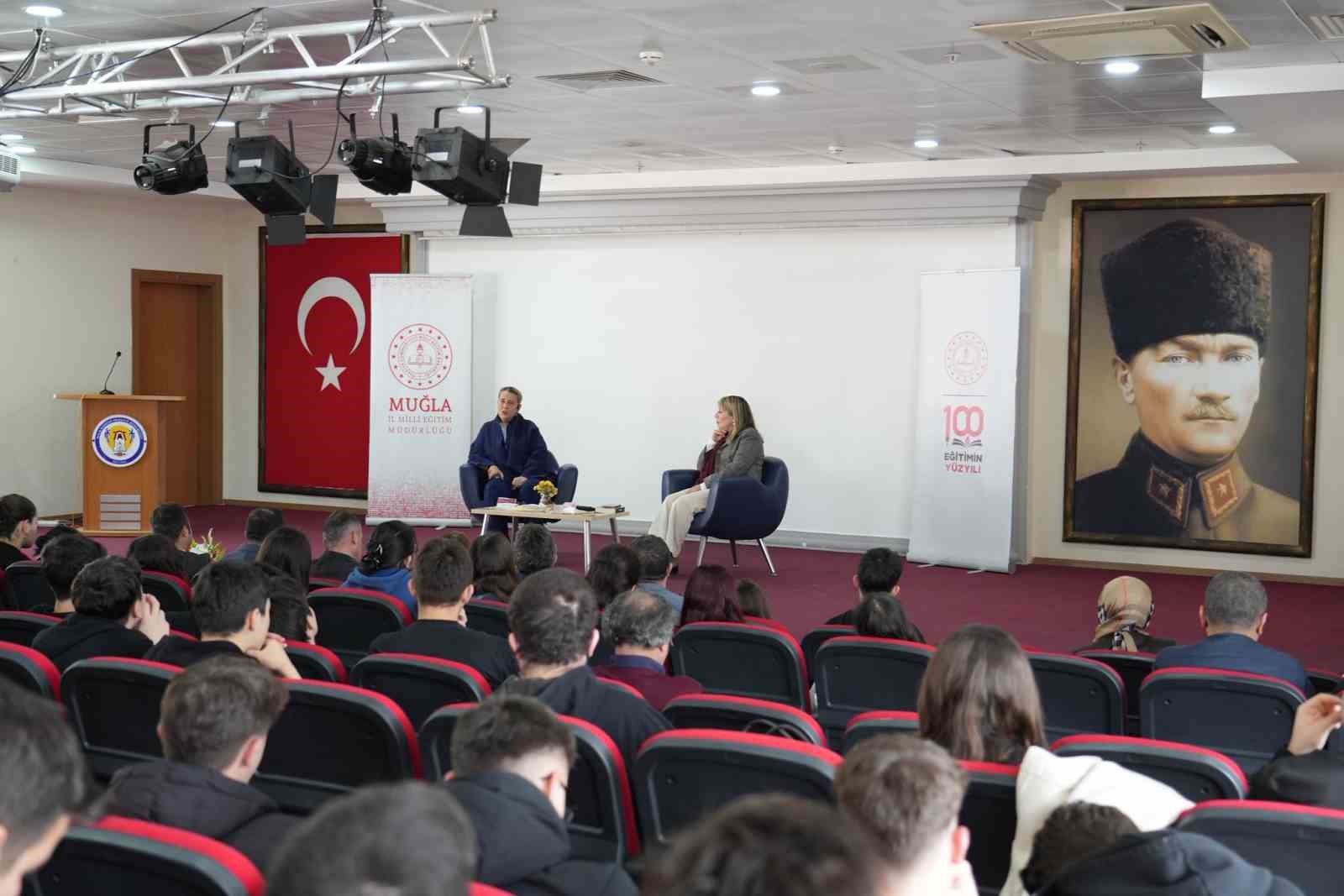 Muğla’da "Liselerden Gazze’ye Bir Nefes" paneli düzenlendi
Muğla’da "Liselerden Gazze’ye Bir Nefes" paneli düzenlendi