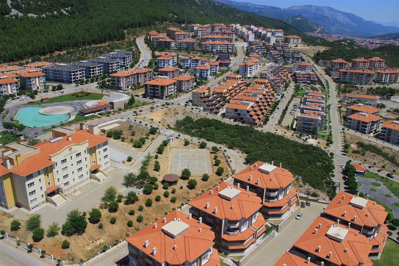 Muğla’da Mart ayında bin 710 konut satıldı
