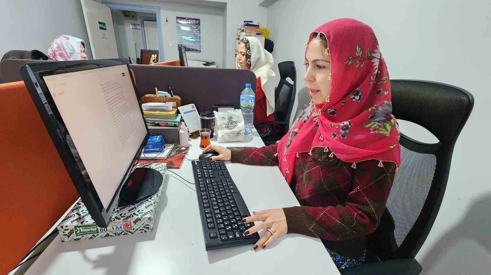 Muğlalı kadın gazetecilerden Zeynep Güneş’e destek
