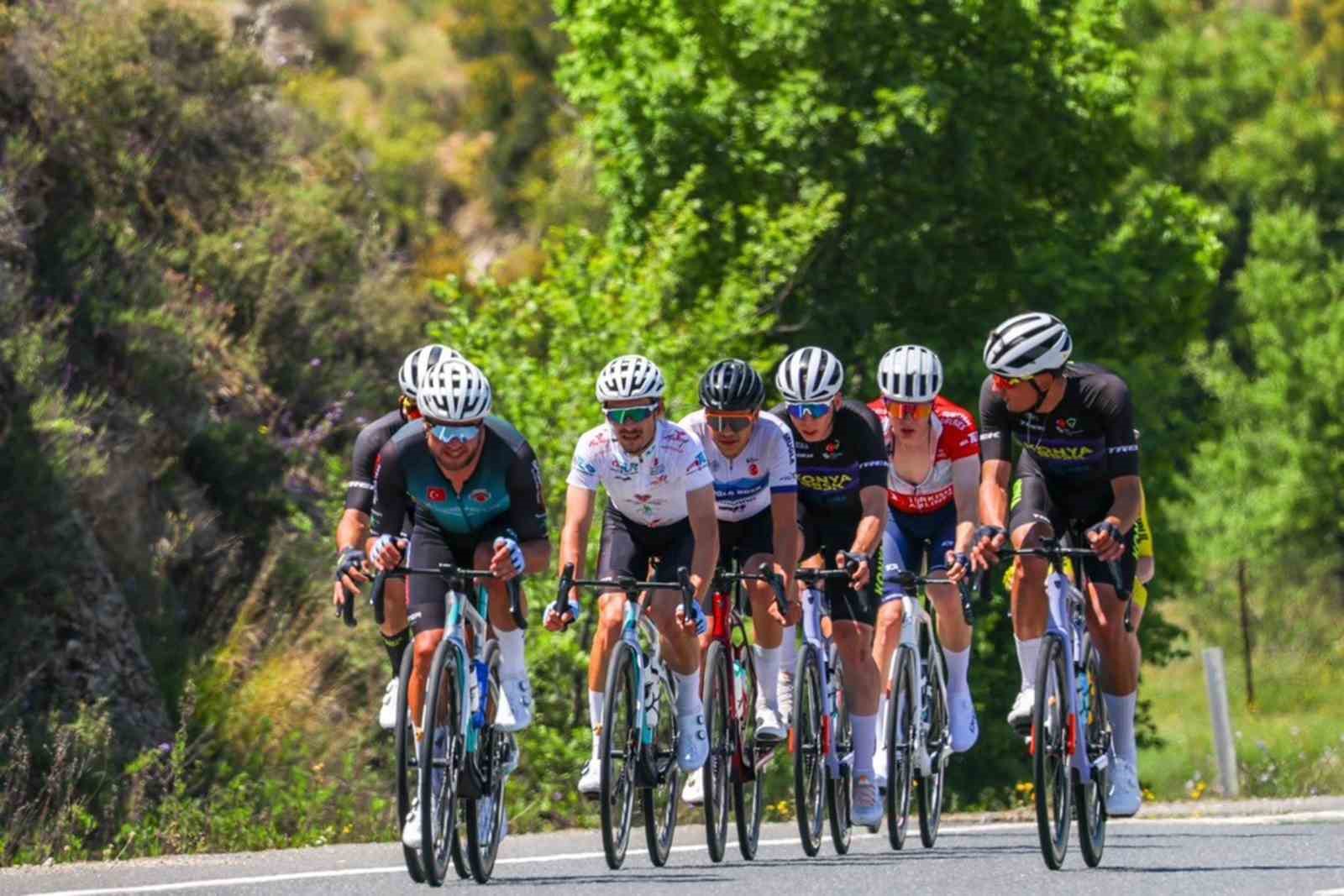 Muğla’nın pedalları hem Türkiye turunda hem milli formada
