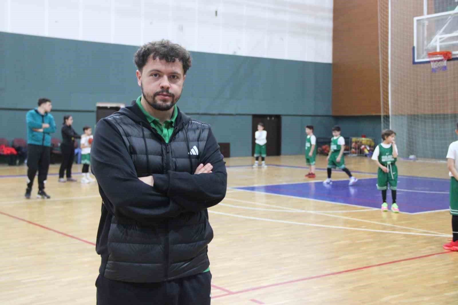 Muğlaspor basketbolda genç yetenekleri yetiştiriyor
Muğlaspor basketbolda genç yetenekleri yetiştiriyor