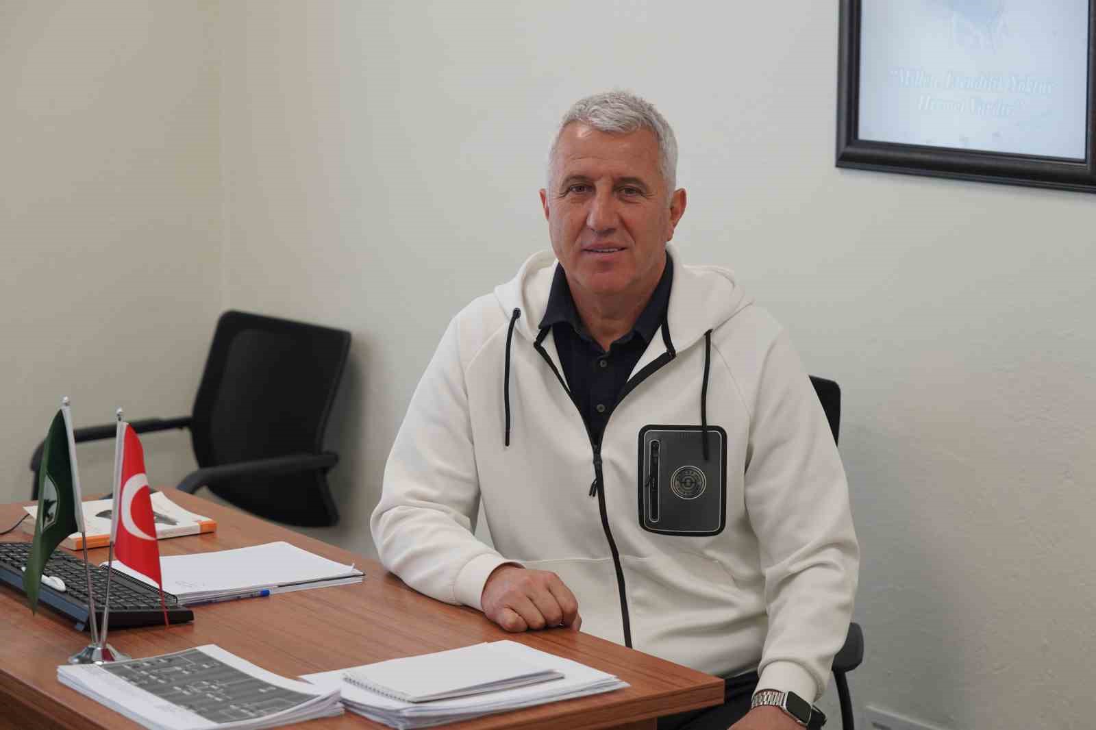 Muğlaspor Teknik Direktörü Besim Durmuş: "Kulübümüz hiç olmadığı kadar iyi hissediyor"
