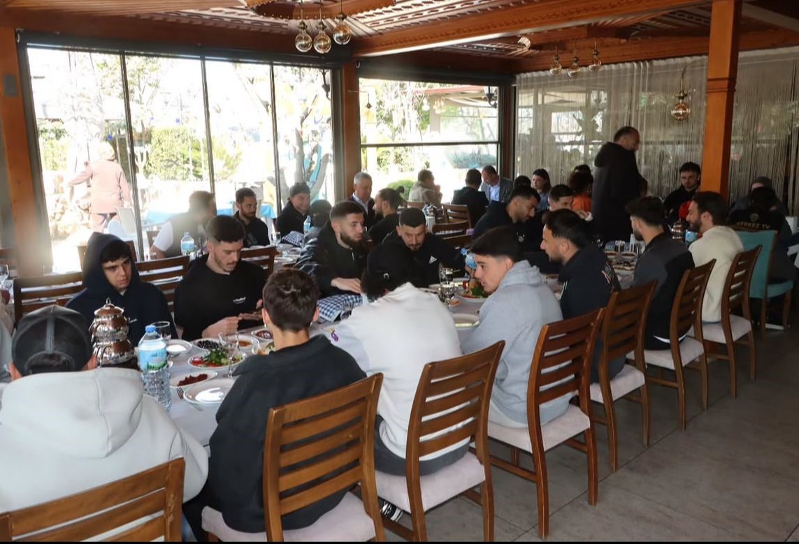 Muğlaspor’a Karaman deplasmanı öncesi moral kahvaltısı
