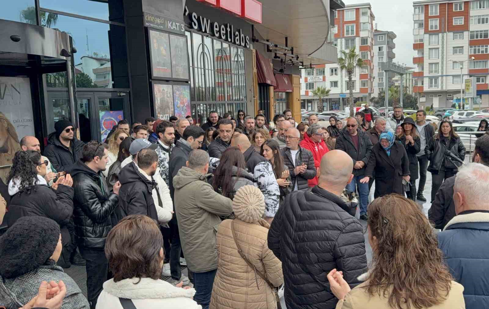 Mühürlenen CityMall AVM için basın açıklaması
