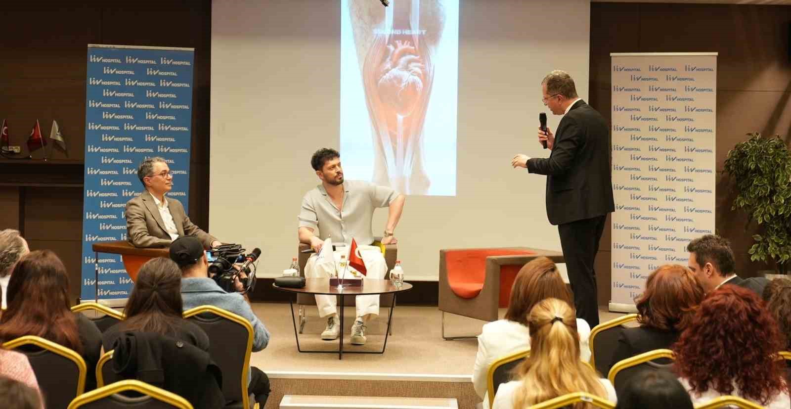 Murat Boz ‘kalp’ten mesaj verdi
