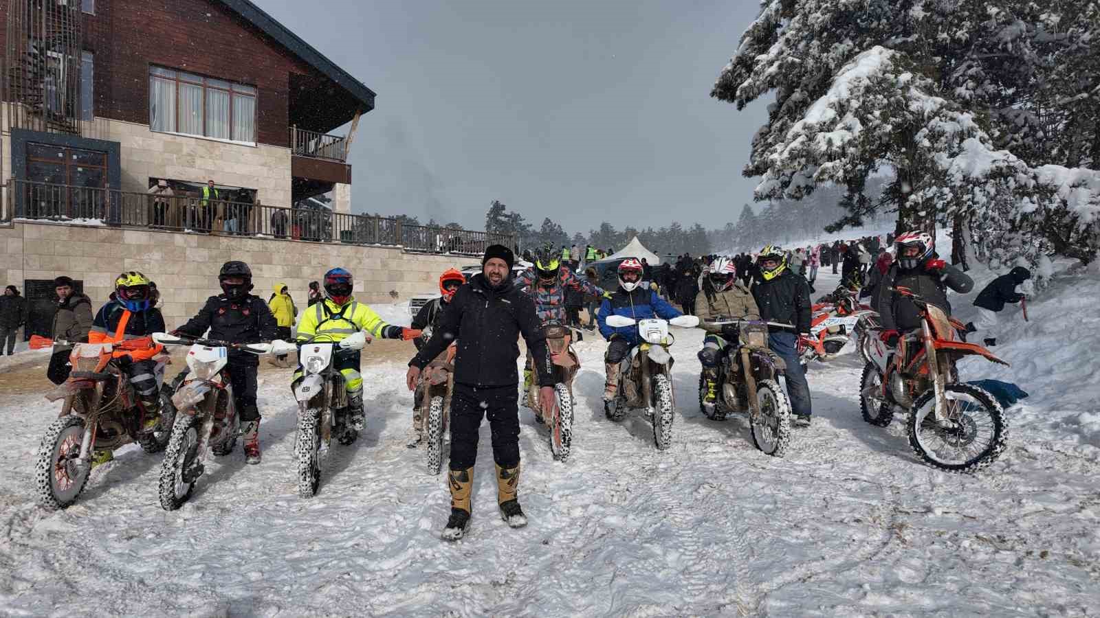 Murat Dağı Termal Kayak Merkezi, sömestirde tatilcilerin gözdesi oldu
