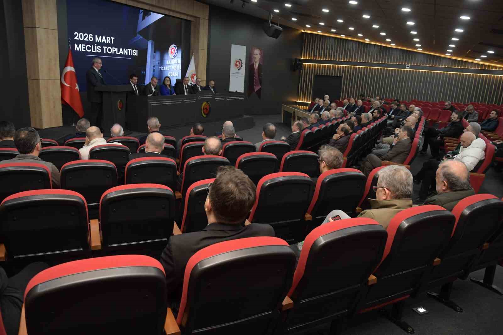 Murzioğlu: "Risk var ama fırsat da büyük"
