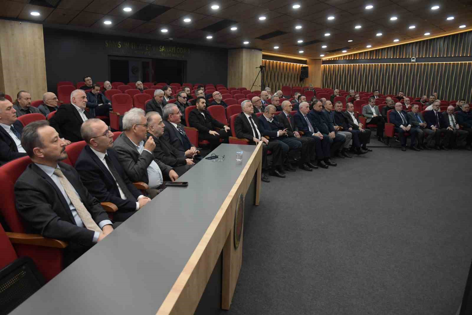 Murzioğlu: "Risk var ama fırsat da büyük"
