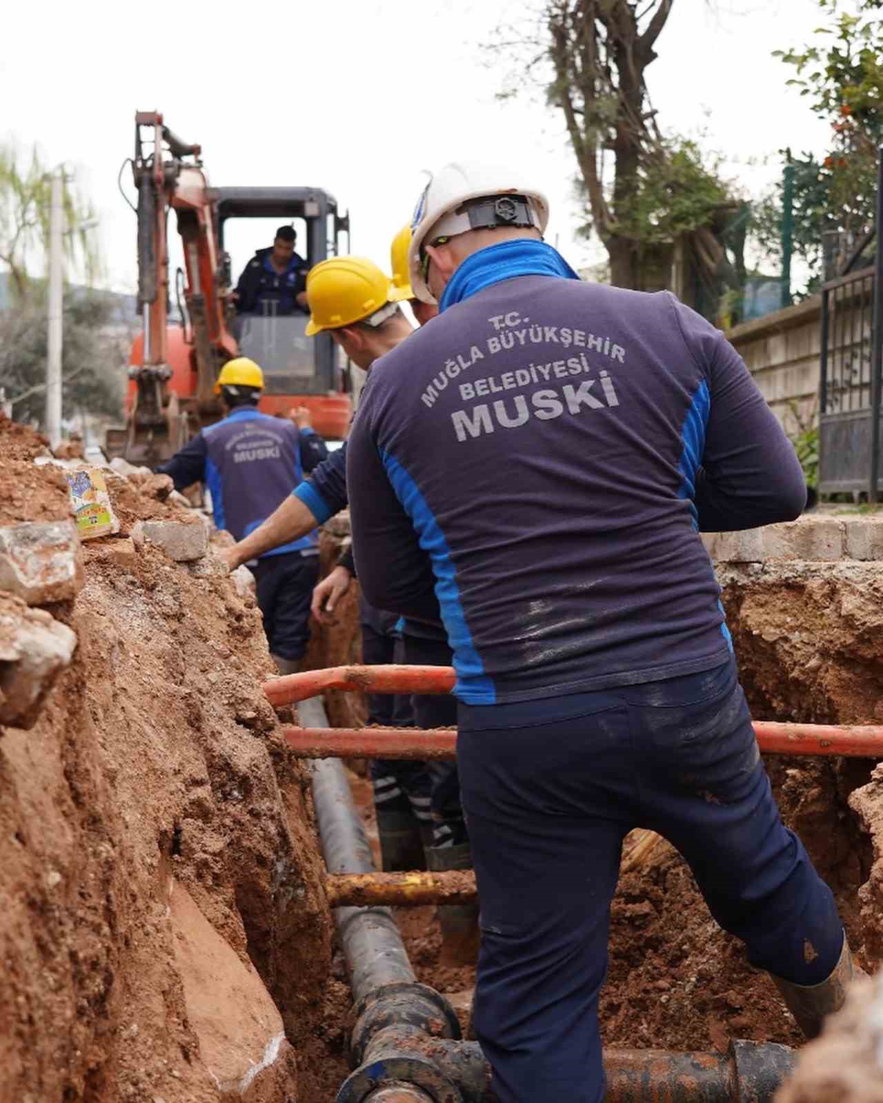 MUSKİ, Kötekli 261. sokaktaki su basınç sorununu giderdi
