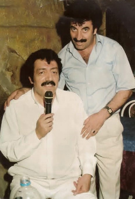 Müslüm Gürses’e benzerliğiyle herkesi şaşırttı, görenler dönüp bir daha baktı
Müslüm Gürses’e benzerliğiyle herkesi şaşırttı, görenler dönüp bir daha baktı