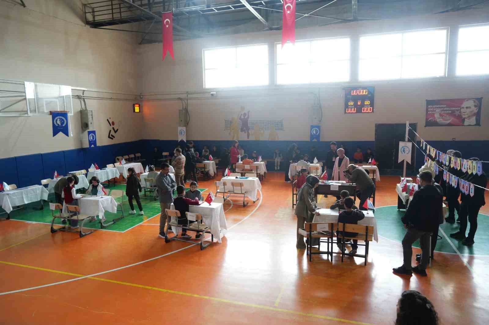 Muş’ta akıl ve zeka oyunları heyecanı
