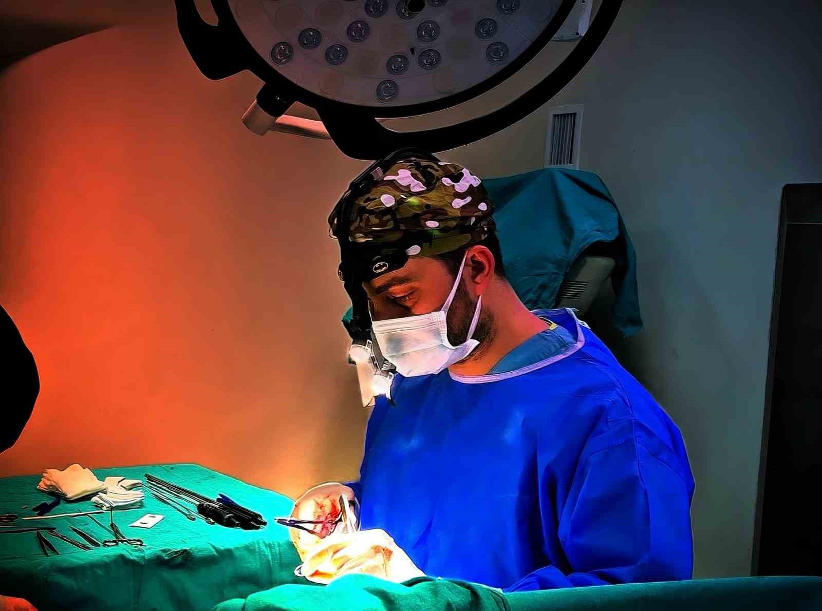 Muş’ta bir ilk: Kulak keloidi, ödüllü cerrahi teknikle tedavi edildi
